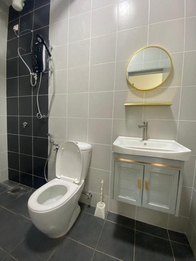 ORKED VANDA, 3 Bedroom apartment, SEAVIEW NETFLIXWIFIYOUTUBE Kuala Terengganu Buitenkant foto